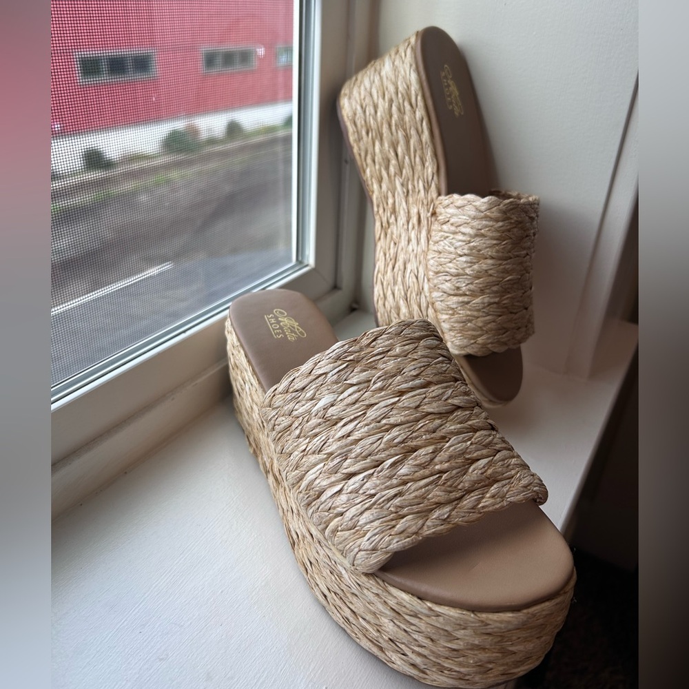 Mata Natural Woven Wedge Sandals